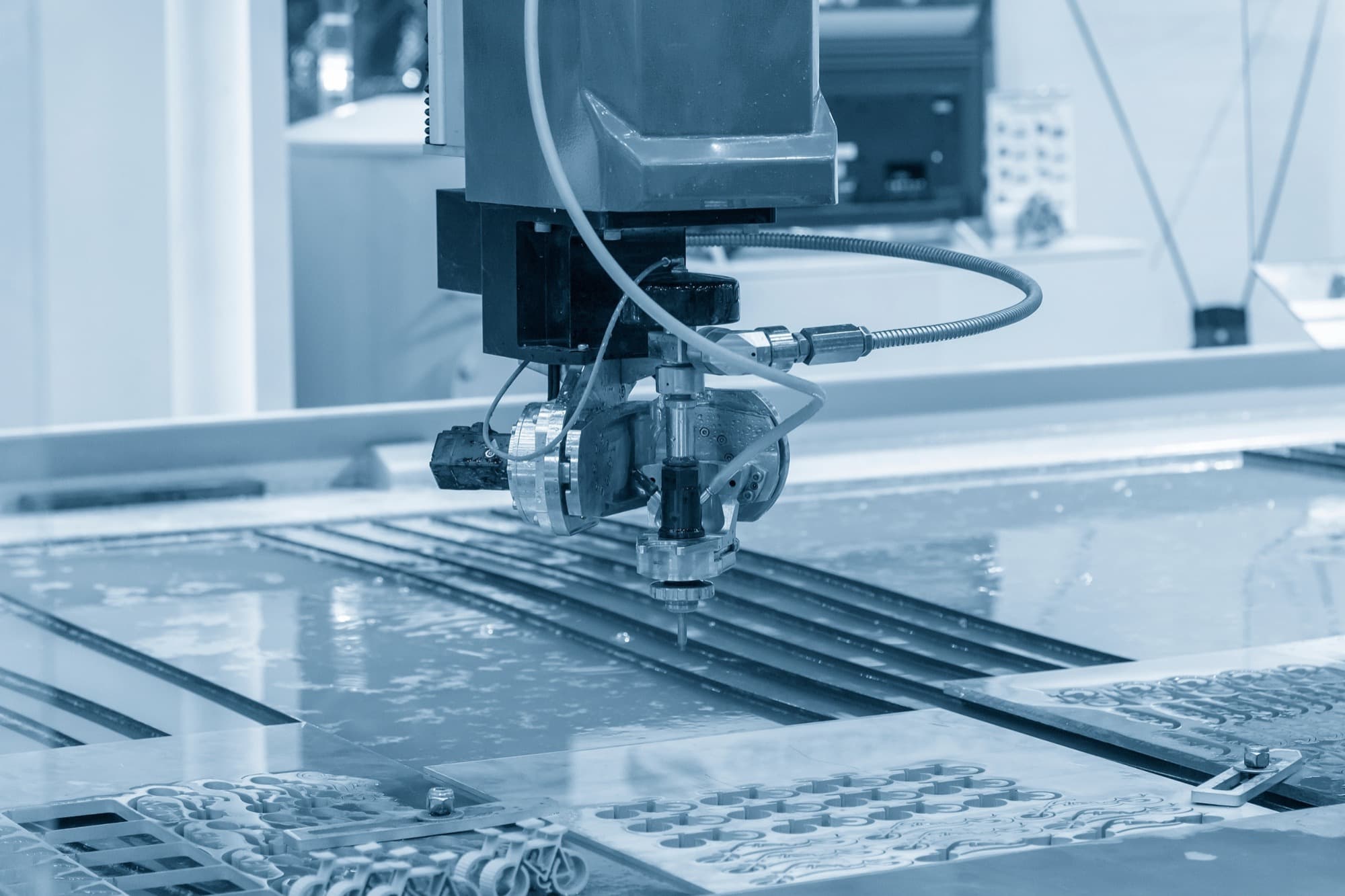 Abrasive waterjet cutting metal at Southern Foundry